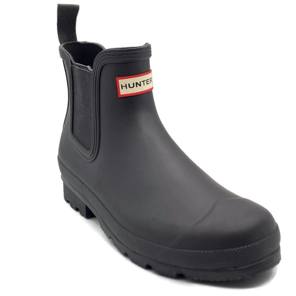HUNTER Women's Original Chelsea Boots in Black